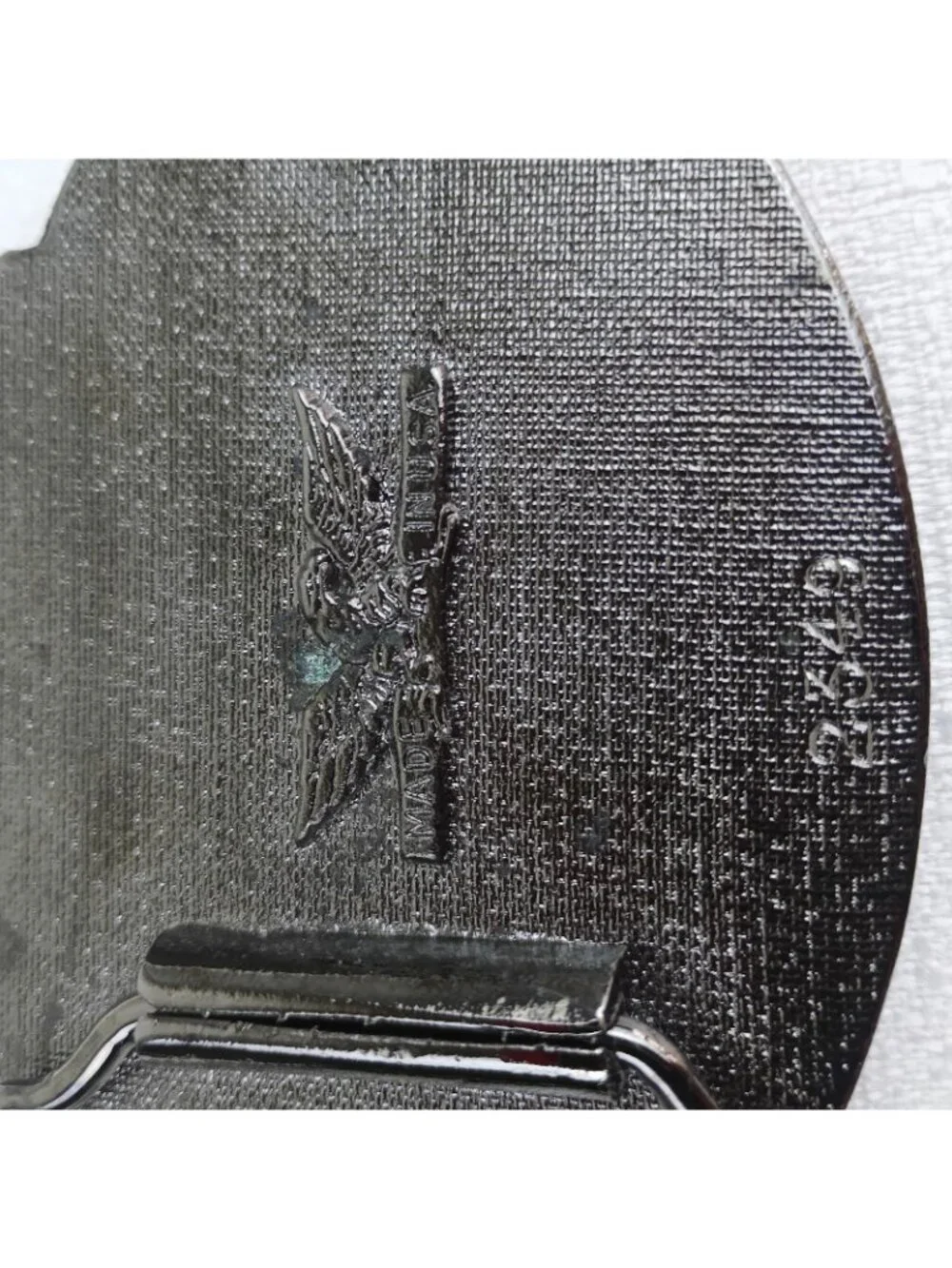Vtg Metal NASA Space Shuttle Challenger Commemorating Fallen Heroes Buckle